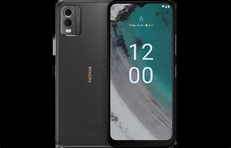 Nokia C32 lands in the UK for £129 - Geeky Gadgets