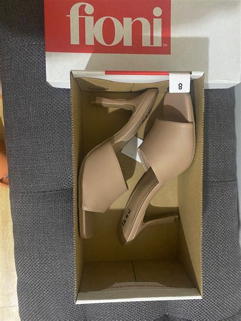 Payless Fioni Nude Mules Women S Fashion Footwear Sandals On Carousell