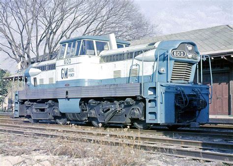 Railpictures.ca - Bill Thomson Photo: General Motors diesel-hydraulic switcher 600, a “GMDH-1 ...