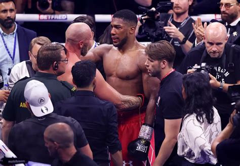 Anthony Joshua made everyone cringe in his latest post-fight interview ...