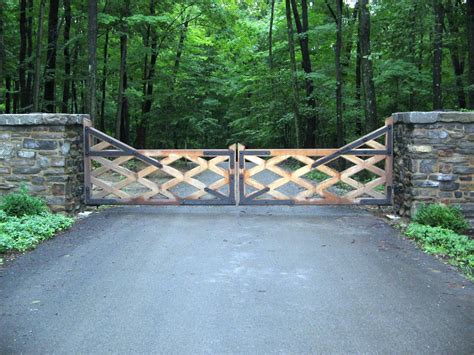 Wooden Driveway Gates | Tri State Gate