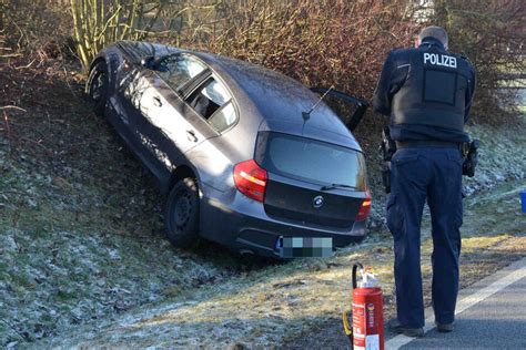 Verletzte Nach Unfall In Herrnhut Bmw Landet Vor Wirtshaus Im