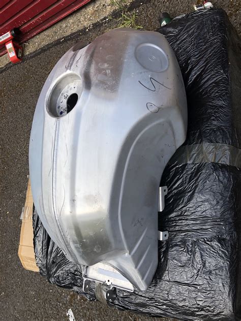 Genuine Bmw Fuel Tank R Nine T Model Unpainted Original Cafe Racer