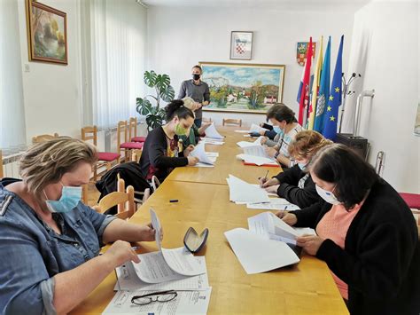 Potpisivanje ugovora o radu u okviru projekta ZAŽELI FAZA II Općina