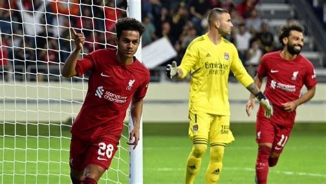 محمد صلاح يهدر ركلة جزاء فى خسارة ليفربول من ليون وديًا