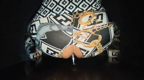 Sissy Crossdresser Big Juicy Ass In Tight Legging