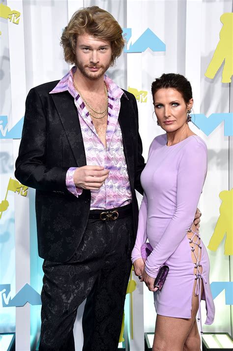 Yung Gravy’s Past With Addison Rae’s Family: Sheri Romance, More | Us