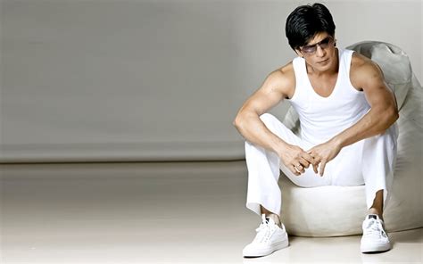 Shah Rukh Khan Hot And Sexy Photos Shah Rukh Khan Hot Hd Wallpapers And Images Shah Rukh Khan