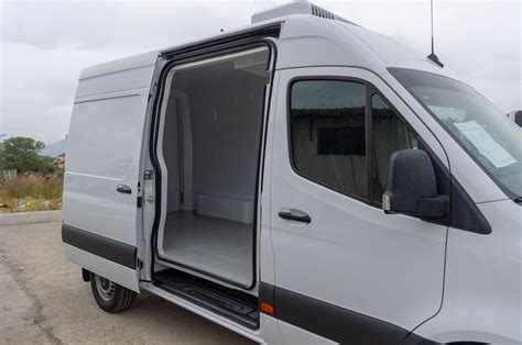 PRIBUS MERCEDES SPRINTER REFRIGERATED VAN PRIBUS