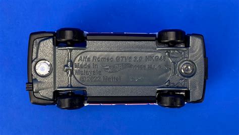 Hot Wheels Alfa Romeo Gtv Retro Racers Hkj White