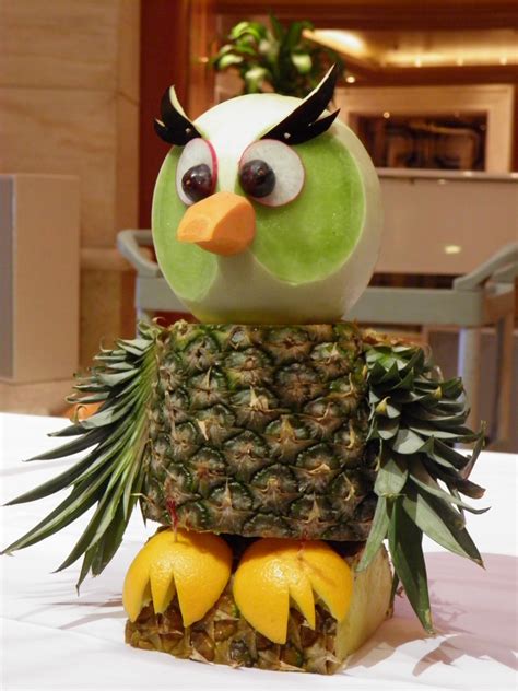 Fun and Creative Fruit Carving Ideas – EntertainmentMesh