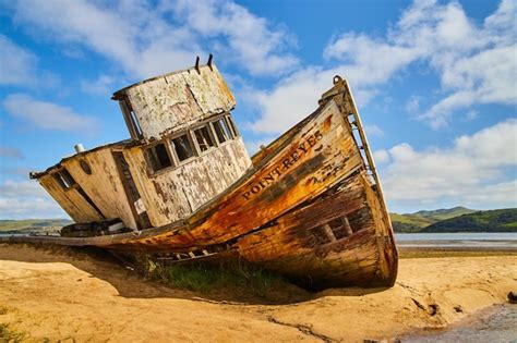 Premium Photo | Vibrant abandoned shipwreck on sandy beaches in California