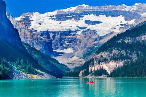 Moraine Lake And Lake Louise Tour Half Day