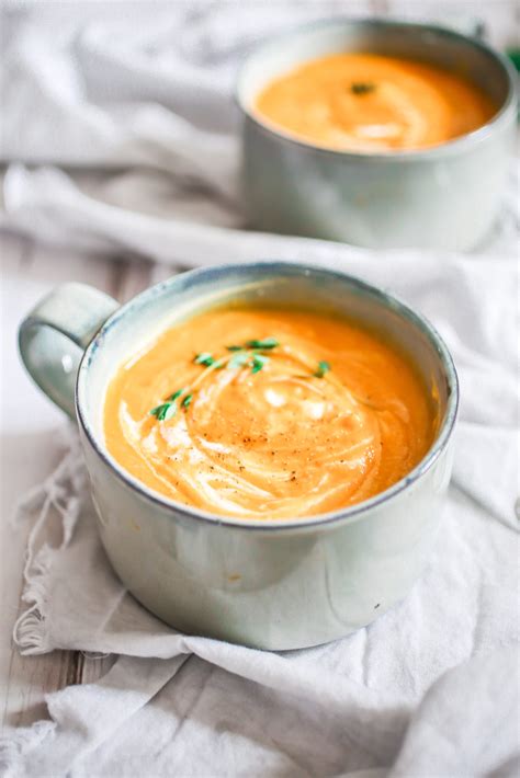 Quick And Easy Carrot Apple Ginger Soup My Sweet Mess