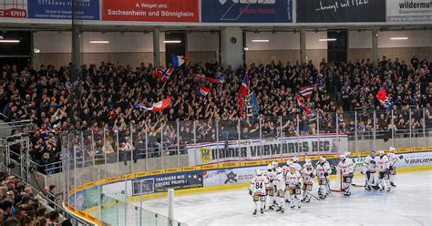 Polizei Ermittelt Nach Fan Streit Bei Derby Zwischen Bietigheim