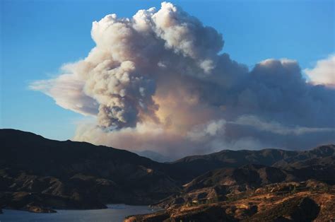 Photos Californias Fast Moving Lake Fire The Atlantic