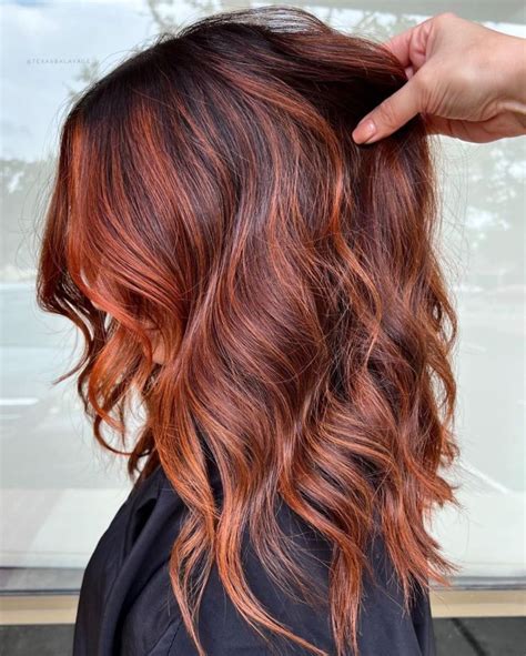 30 Hot Copper Hair Color Schemes For Redheads At Heart Hair Adviser Red Balayage Hair