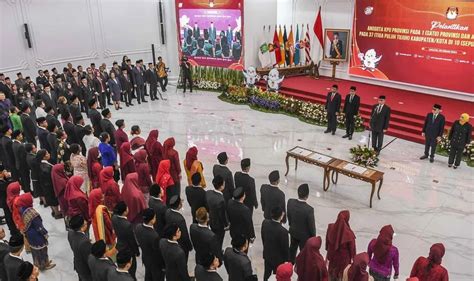 Anggota Kpu Kabupaten Kota Se Kaltim Dilantik Ini Pesan Ketua Kpu Ri