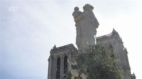 Notre Dame De Paris La Résurrection Proclamée Sur Le Parvis Youtube