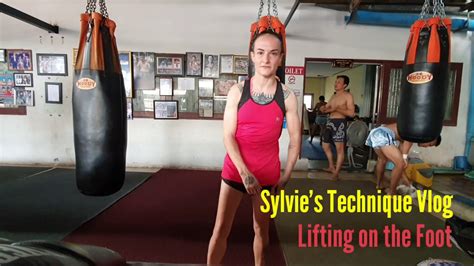 Sylvie S Technique Vlog The Strongly Rising Foot Short Youtube