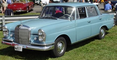 Mercedes Benz 220 Photos Reviews News Specs Buy Car