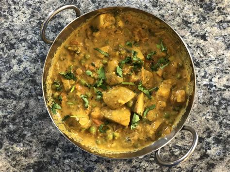 Mushroom Matar Masala One Pot Mushroom Peas Curry How To Make