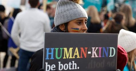 Figli Di Coppie Gay Ue Chiede Agli Stati Membri Di Riconoscere Pari Diritti Il Sole 24 ORE