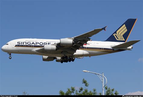 V Skr Singapore Airlines Airbus A Photo By Yiran Id