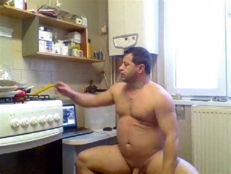Flexing Horny And Jerking Off Watching Porn ThisVid