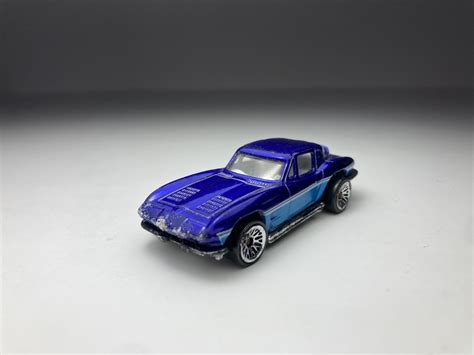 Corvette Stingray Azul Pintura Ruim Hot Wheels Escala