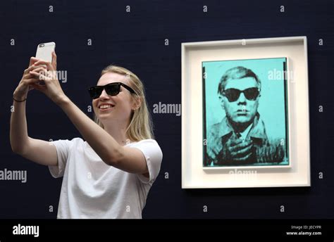 Andy Warhol Selbstportr T Fotos Und Bildmaterial In Hoher Aufl Sung