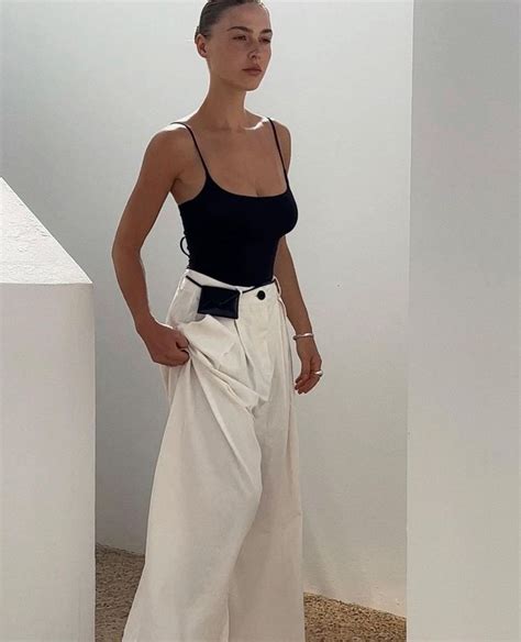 white trousers outfit aesthetic  row sofia bag outfit white pants