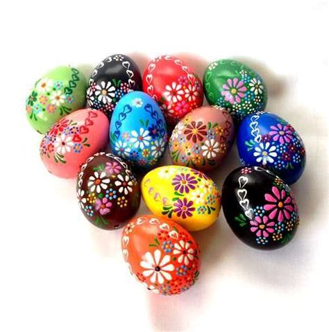 Set Of Hand Decorated Painted Chicken Easter Egg Traditional Slavic