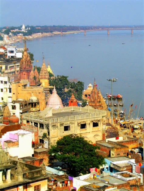 Photos of Kamakshi Amman Temple, Images and Pics Kanchipuram - NayaTrip.com