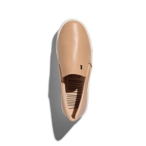 T Nis Feminino Slip On Basic Santa Lolla Nude Specchio Loja De Moda