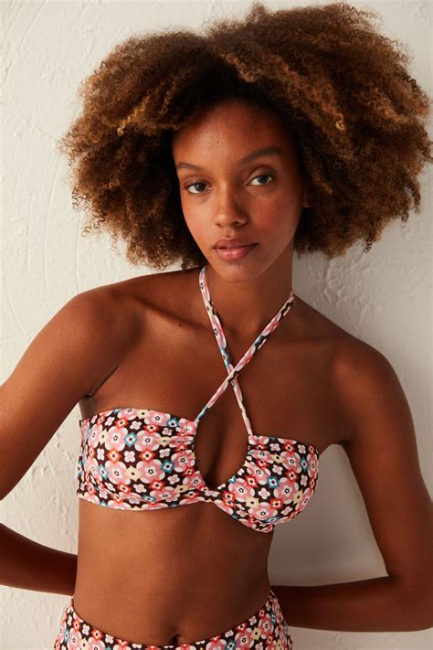Penti Çok Renkli Bohem Çiçek Desenli Straplez Bikini Üstü Fiyatı Yorumları Trendyol