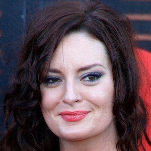 Morgana Robinson - Age, Family, Bio | Famous Birthdays