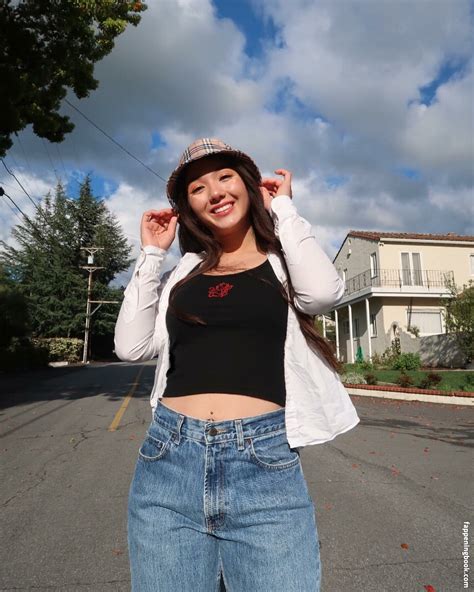 Eliza Chau Nude OnlyFans Leaks Fappening FappeningBook