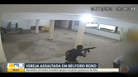 V Deo Bandidos Invadem Igreja Na Hora Do Culto Em Belford Roxo Bom