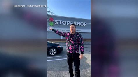 Mark Wahlberg Visits Store That Gave Him St Job Gma