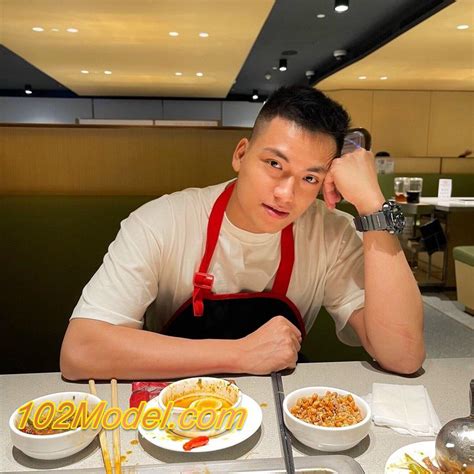 Hot boy vip chịu chơi nhiệt tình đến từ đà nẵng VIỆT MS 1251 102model