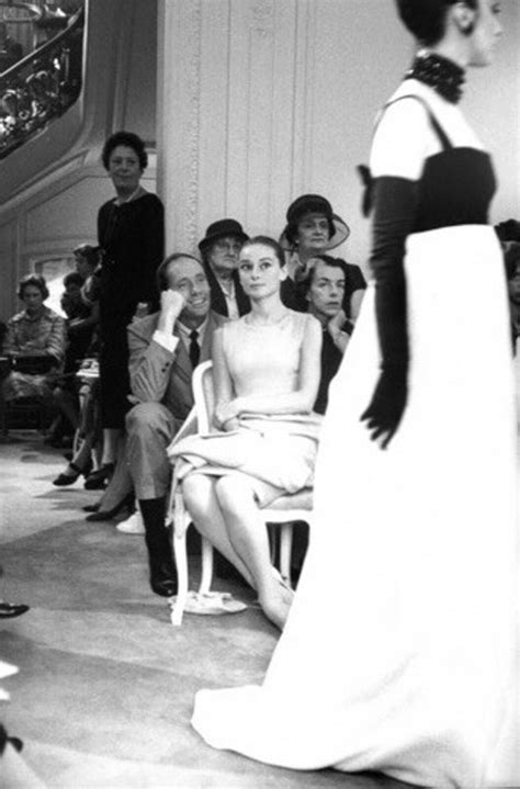 Marc Riboud Audrey Hepburn Et Mel Ferrer à Un Défilé Dior Paris