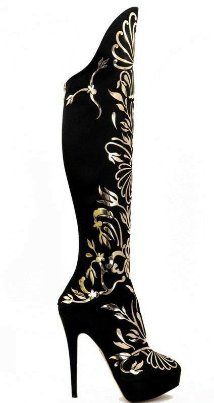 Pin by Мило on Быстрое сохранение | Fancy shoes, Fashion heels, Stylish ...