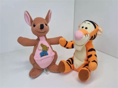 1997 WALT DISNEY Kanga Roo Tigger Winnie Pooh Plush Stuffed