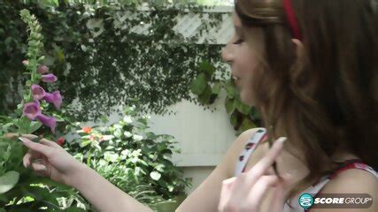 Inexperienced Brunette Teen Gets Fucked Hard And Moans As She Receives