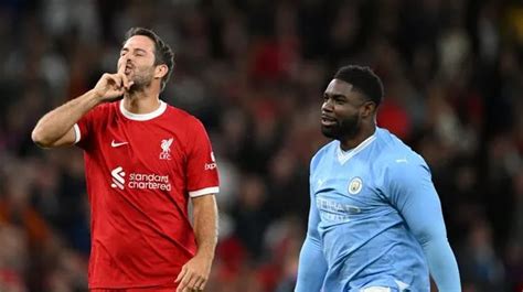 Man Utd Fans Demand Apology After Jamie Redknapp And Micah Richards