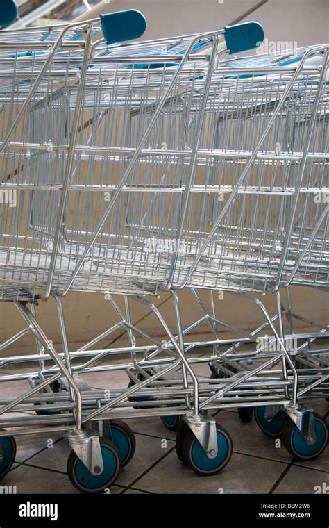 Abandoned Supermarket Trolleys Hi Res Stock Photography And Images Alamy