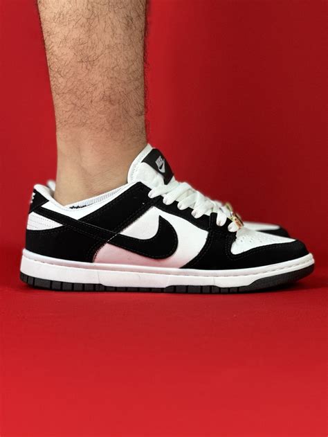 T Nis Nike Dunk Low Branco