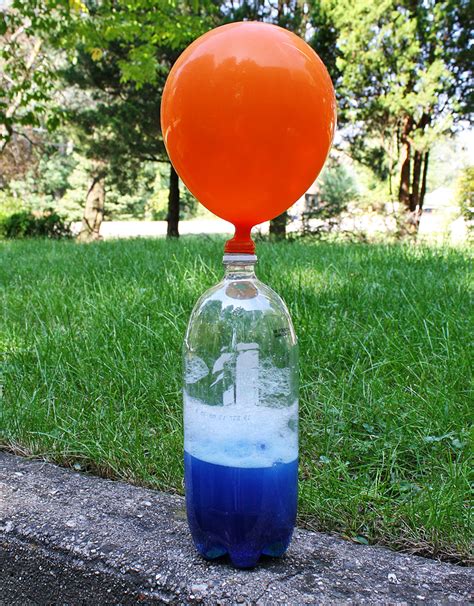 Experiment With Balloon And Bottle