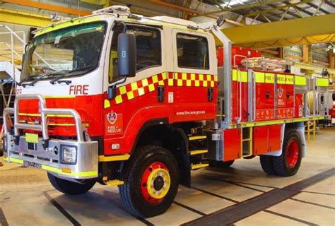 Latest Bushfire Tanker Headed To Southern Tablelands Goulburn Fire